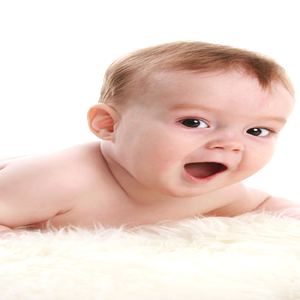 cropped-baby-on-carpet